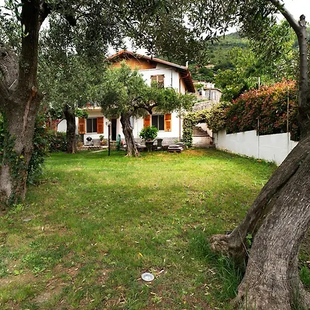 بيت للعطل Borgo Quartara